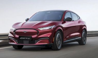 Ford Mustang Mach-E Premium AWD