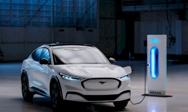 Trạm sạc tại đại lý Ford